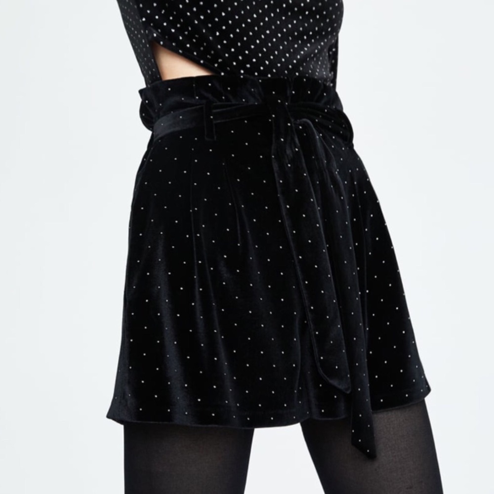 Zara High-Waist Shorts-L